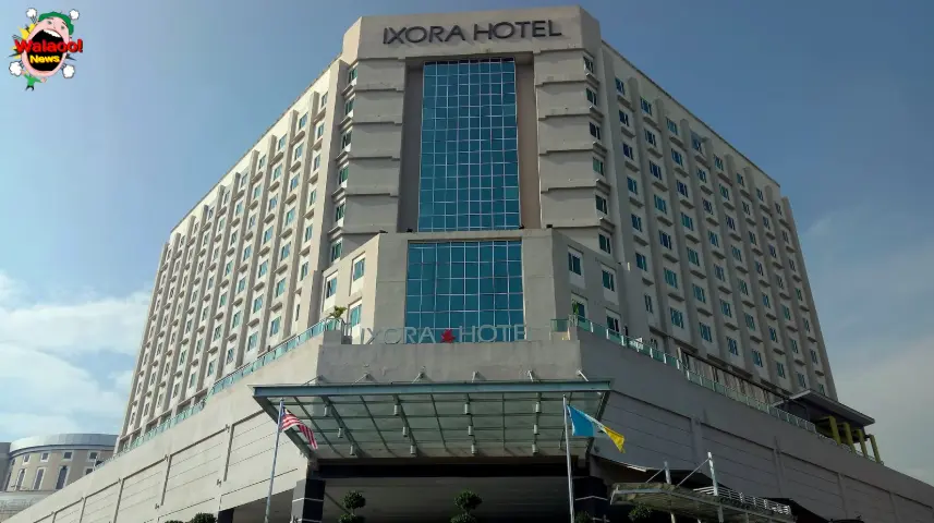 Ixora Hotel 槟城酒店正门外观 高层建筑配玻璃幕墙